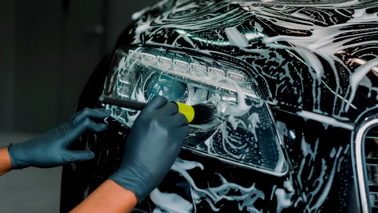 map[class:w-full h-full object-cover transition-transform duration-700 group-hover:scale-110 src:images/lavagem-biodegradavel.png]