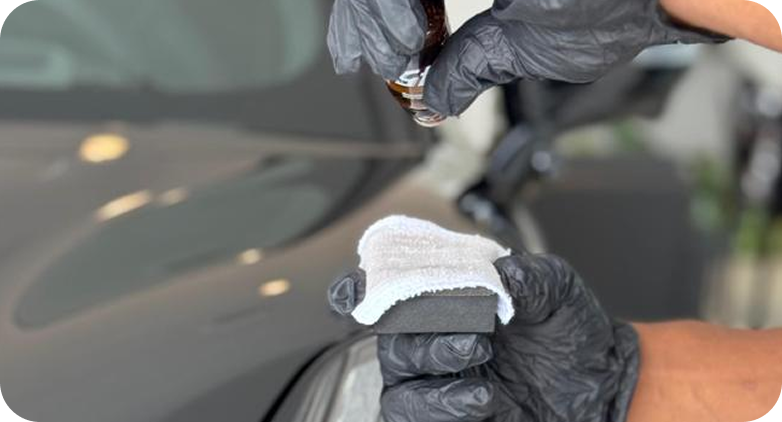 map[class:w-full h-auto object-cover transition-transform duration-1000 group-hover:scale-105 src:images/pintura.png]